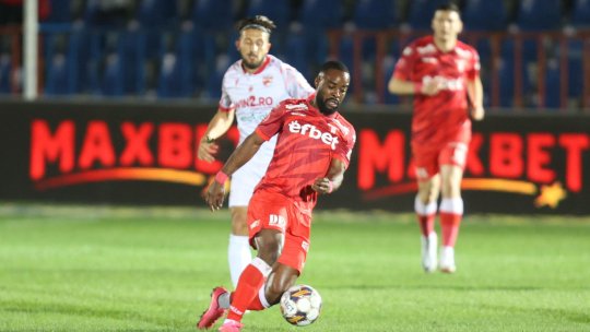 UTA – Dinamo 2-1. Arădenii dau lovitura în prelungiri, după un meci controlat de oamenii lui Burcă