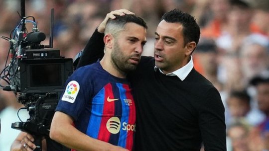 Emoții puternice și un adio plin de lacrimi pentru Jordi Alba și Sergio Busquets pe Camp Nou, în ultima lor partidă disputată „acasă”