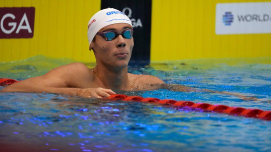 David Popovici ia viteză la Fukuoka. Înotătorul român s-a calificat în finala probei de 200m liber, din cadrul Campionatului Mondial din Japonia
