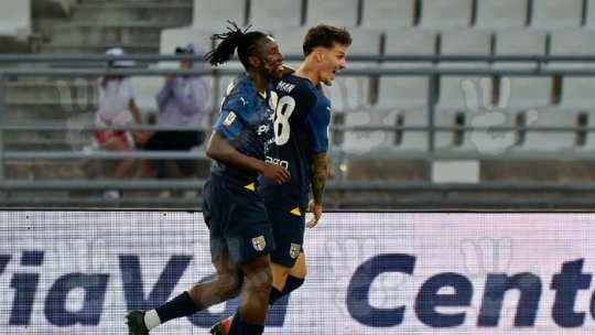 VIDEO | Dennis Man a marcat un gol de senzație pentru Parma, cu călcâiul! Ce notă a primit românul după meciul cu Bari: "Calitățile lui sunt indiscutabile"