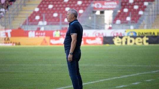 Contestat de fani, Mircea Rednic se "plânge" de jucătorii aduși chiar de el: "Filosofia clubului s-a schimbat"