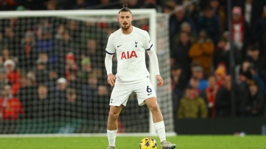 Ce sumă de bani primește Radu Drăgușin după ce a jucat 11 minute la debutul în tricoul lui Tottenham