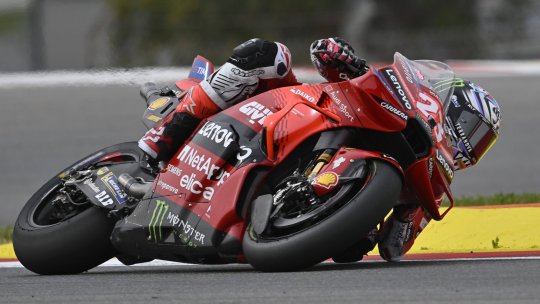 “Bestia” pleacă din pole-position în Portugalia! Enea Bastianini și-a dus Ducati-ul pe primul loc al grilei
