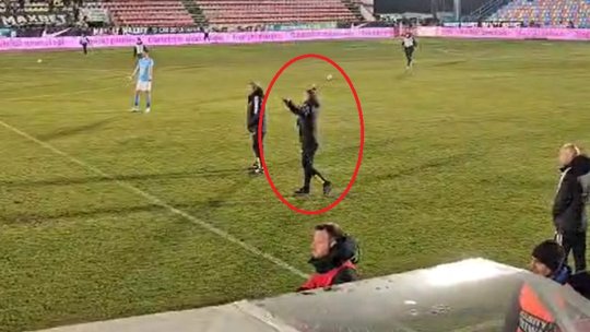 Ioan Ovidiu Sabău, izbucnire nervoasă după ce U Cluj a ratat dramatic prezența în play-off. Cum a fost surprins la finalul meciului cu FC Voluntari