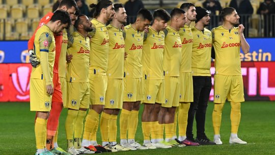 Emil Boc, acuzații incredibile la miezul nopții: ”Petrolul, rușinea fotbalului românesc. Cum să nu-ți aperi corect șansele?” Ulterior a șters postarea