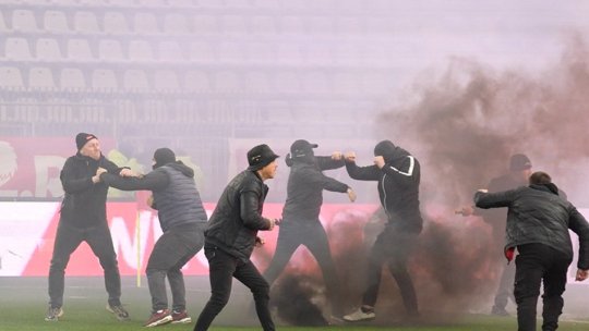 Ultrașii arădeni susțin că n-au participat la violențele de la meciul Dinamo - UTA: ”Nici măcar un arădean n-a intrat pe teren”