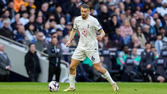 Radu Drăgușin poate juca în cel mai important meci al sezonului pentru Tottenham. Accidentarea care a schimbat tot