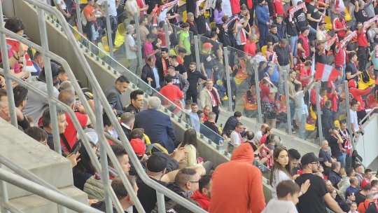 Invazie de VIP-uri pe Arena Națională la barajul Dinamo - Csikszereda! Fanul special care nu a ratat meciul sezonului pentru "câini