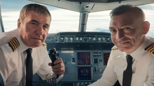 "Vă vorbește căpitanul!" Gică Hagi, Gică Popescu și Generația de Aur, imagini unicat în reclama momentului. "Mister" reface viralul: "Hello, I am Ilie Dumitrescu" | VIDEO