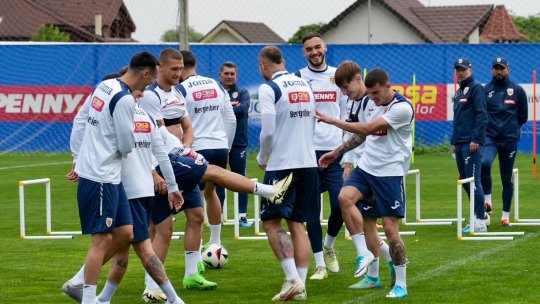 Euro, venim! O parte din jucătorii României au început pregătirile la Mogoșoaia pentru turneul final