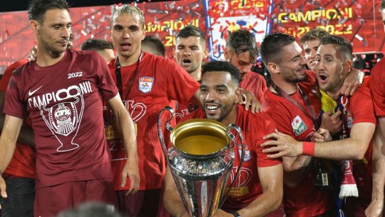 OFICIAL | CFR Cluj a readus un jucător cu 4 titluri de campion în palmares