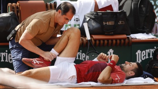 Novak Djokovic, accidentat, s-a retras de la Roland Garros