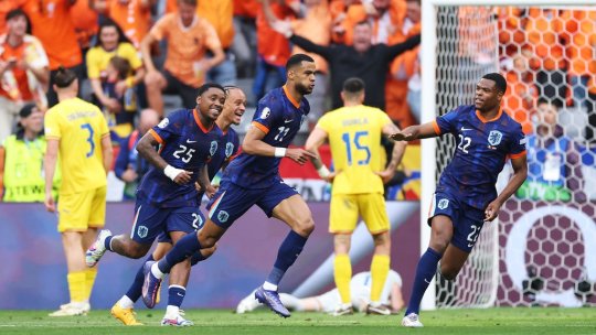 România - Olanda 0-1, ACUM, pe iAMsport.ro. Ocazie uriașă a batavilor în startul reprizei secunde