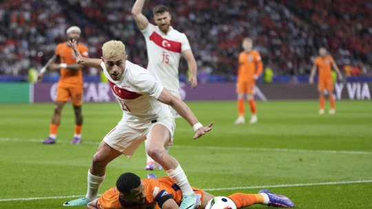 Olanda - Turcia 0-1, ACUM, pe iAMsport.ro. Se decide ultima semifinalistă