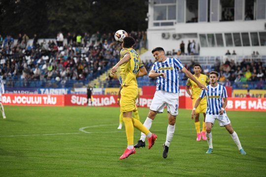 Poli Iași – Petrolul Ploiești 0-0. Luptă surdă, câteva semi-ocazii, scor corect