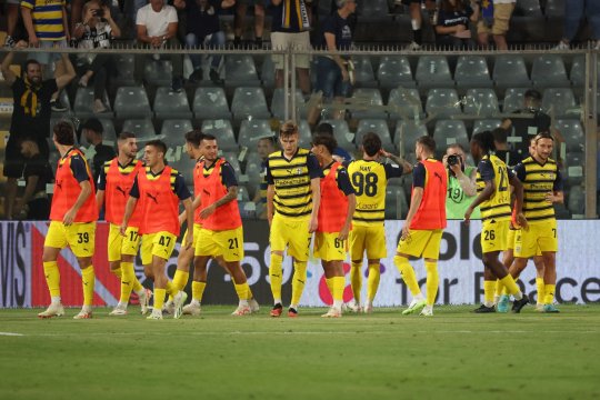Vești excelente pentru Edi Iordănescu: Dennis Man, dublă pentru Parma înaintea meciurilor decisive din preliminariile EURO 2024