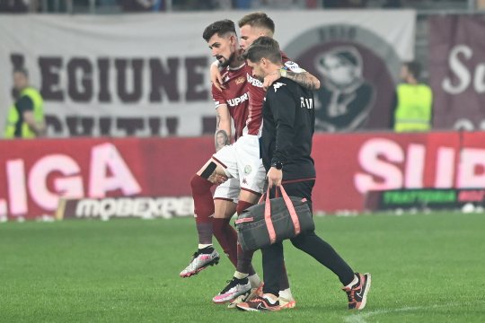 EXCLUSIV | OUT de la meciul cu FCSB. Diagnosticul primit de Claudiu Petrila după accidentarea suferită la Rapid - Universitatea Craiova