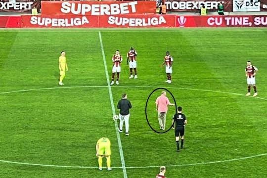FOTO | Apariție rarisimă la Rapid - Poli Iași! Cine a dat lovitura de start pe stadionul din Giulești