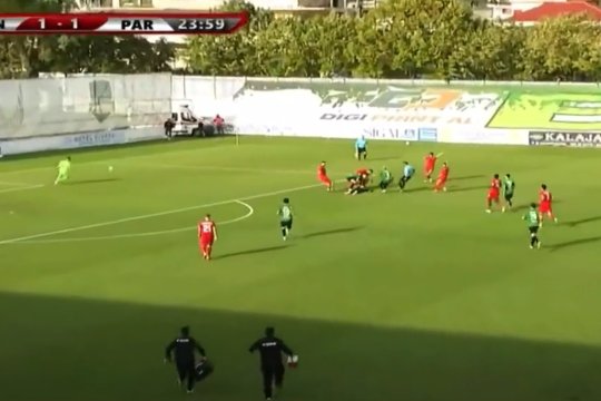 VIDEO | Tragedie în Albania. Fostul fotbalist al lui Costel Gâlcă s-a stins din viață, după ce s-a prăbușit pe teren în timpul unui meci