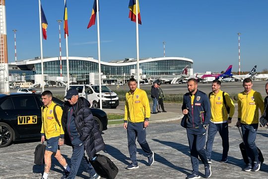 VIDEO | Naționala s-a întors în țară! Tricolorii au fost primiți la Salonul Oficial de la Aeroportul Otopeni