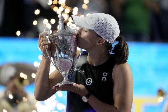 Iga Swiatek a câştigat în premieră Turneul Campioanelor! Poloneza a revenit pe primul loc în clasamentul WTA după victoria de la Cancun