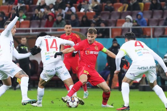 FCSB - Hermannstadt 3-0. ”Roș-albaștrii” devin campioni de iarnă după victoria impresionantă obținută pe Arena Națională