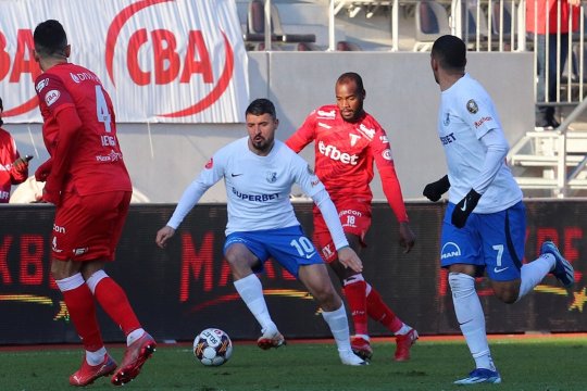 CFR Cluj i-a găsit înlocuitor lui Camora și e gata să transfere un internațional din Liga 1