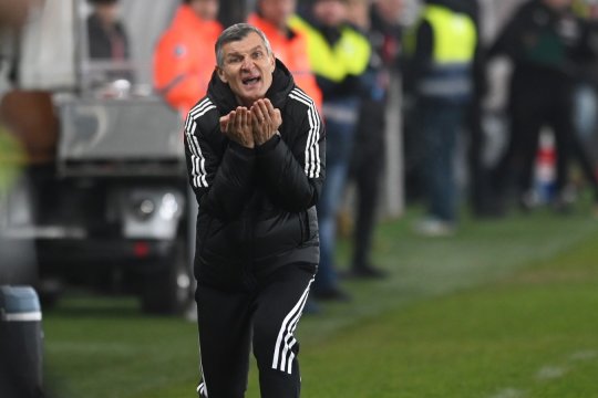 Ioan Ovidiu Sabău și-a anunțat intenția de a pleca de la U Cluj, după umilința din derby-ul cu CFR: ”O să vorbesc cu conducerea”