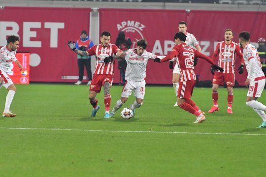 Sepsi – Dinamo 2-1. Storck a debutat cu victorie, Kopic cu înfrângere