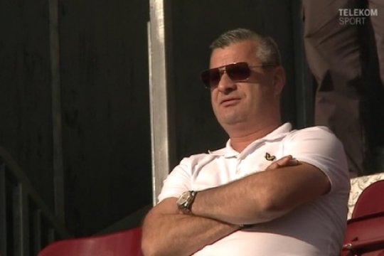 Neluțu Varga ultimatum pentru jucătorii de la CFR Cluj: "Vreau 4 victorii până la iarnă sau vine revoluția”. Prima uriașă promisă de patronul feroviarilor