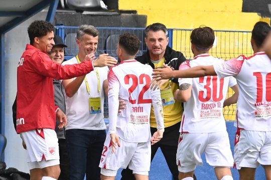Dinamo, spre Liga 1. „Câinii” au obținut licența. Anunțul lui Răzvan Zăvăleanu