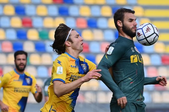 OFICIAL| CFR Cluj a transferat încă doi jucători. Unul dintre ei are 25 de meciuri la naționala Greciei