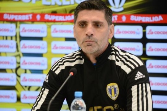 Florin Pîrvu, prima reacție după două penalty-uri ”refuzate” în meciul din Gruia: ”Acesta este CFR-ul”