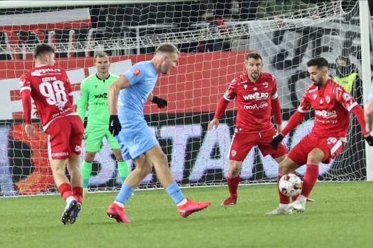 Fostul mare atacant de la Dinamo trage un semnal de alarmă după înfrângerile din amicale: ”Un transfer nu este suficient, nu am avut destui jucători!”
