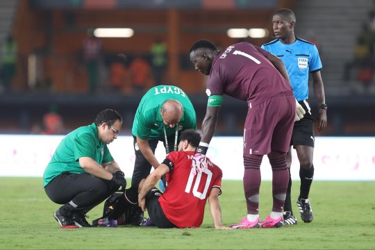 Emoții pentru Liverpool. Mohamed Salah s-a accidentat în meciul Egipt - Ghana, din Cupa Africii pe Naţiuni