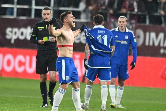 Acuzații extrem de grave dinspre FCU Craiova după înfrângerea cu Rapid: ”Așa disperare nu am mai văzut”