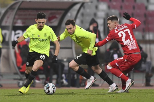 Fostul internațional l-a ironizat pe fotbalistul care a deschis drumul spre victorie al echipei lui Mutu: "Credea că e la CFR Cluj în continuare"