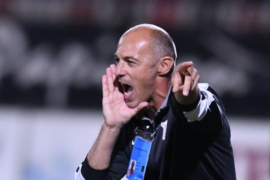 Două noi transferuri anunțate la FC Botoșani: ”Așteptăm să închidem”. Bogdan Andone a luat decizia finală, după ce a amenințat cu plecarea