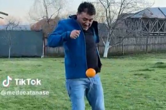 VIDEO | Ce face Ionuț Luțu cu o portocală. Florin Tănase a fost martor: ”Nu se poate, n-ai cum, n-ai cum” :)