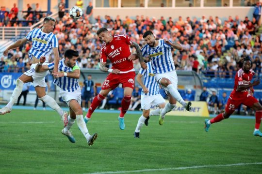 FC Botoșani - Poli Iași 2-1. Victorie uriașă pentru jucătorii pregătiți de Bogdan Andone!