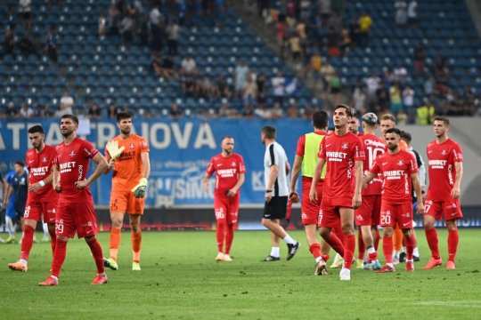 OFICIAL | Transfer neașteptat la Poli Timișoara! Un fotbalist din Superligă, cu 4 Cupe ale României în palmares, a semnat cu bănățenii: ”M-au convins!”