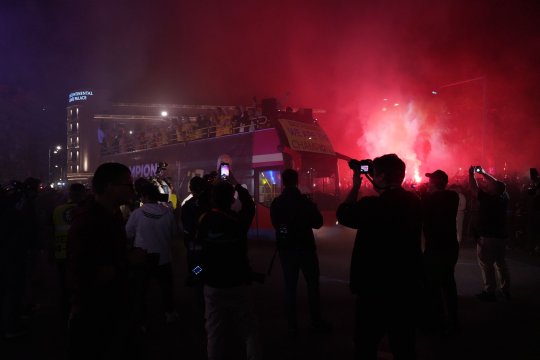 FCSB, ca Real Madrid. Campionii României au mers într-un autocar descoperit până la Ateneu. Imagini spectaculoase de la sărbătoare
