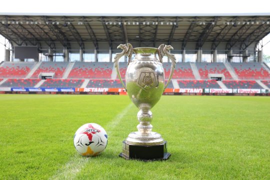 Finala Cupei României, Corvinul Hunedoara - Oțelul Galați, de la 20:30, pe iAMsport.ro. Premieră pentru ambele formații
