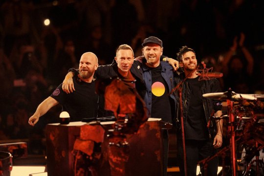 Andrei Burcă intervine în scandalul de la concertul Coldplay: ”Nu putem să ne supărăm când ne huiduie cineva” / ”Cât ești în cadrul reflectoarelor, îți asumi!”