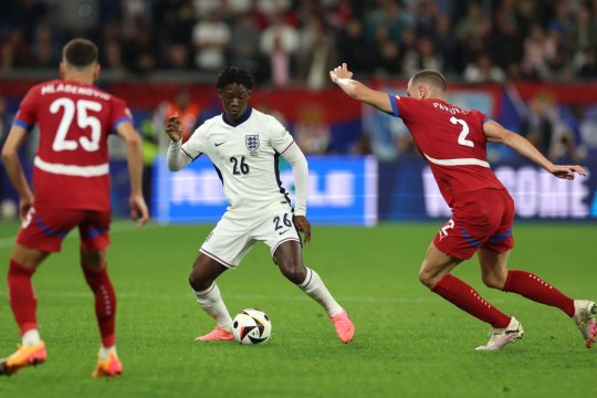 Serbia – Anglia 0-1. Britanicii înving, dar nu prea conving