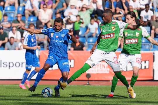 OFICIAL | Dinamo aduce întăriri în defensivă din Austria