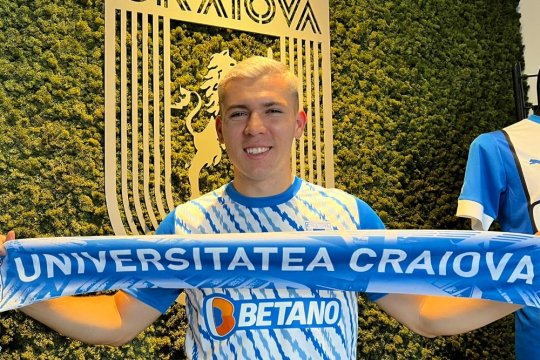 OFICIAL | Universitatea Craiova a transferat un fotbalist cu 8 selecții în națională