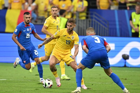 Reacția lui Denis Drăguș la finalul meciului cu Slovacia: ”Am vărsat câteva lacrimi!” Ce le-a transmis Edi Iordănescu după calificarea în optimi