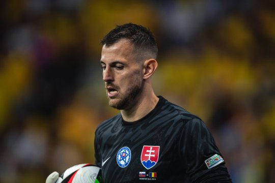 Portarul lui Newcastle s-a enervat după ce a fost întrebat de reporterul iAMsport.ro despre o posibilă ”înțelegere” la Slovacia - România 1-1: ”De ce am fi făcut asta?”