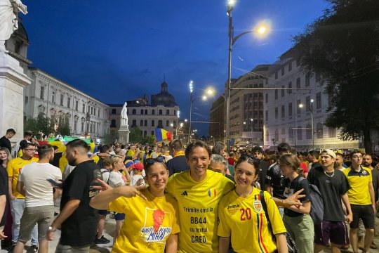EXCLUSIV | George Ogăraru a ieșit în stradă după calificarea României în optimi. Imagini de colecție cu fostul internațional